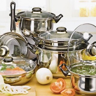Набор кухонной посуды из 12 предметов